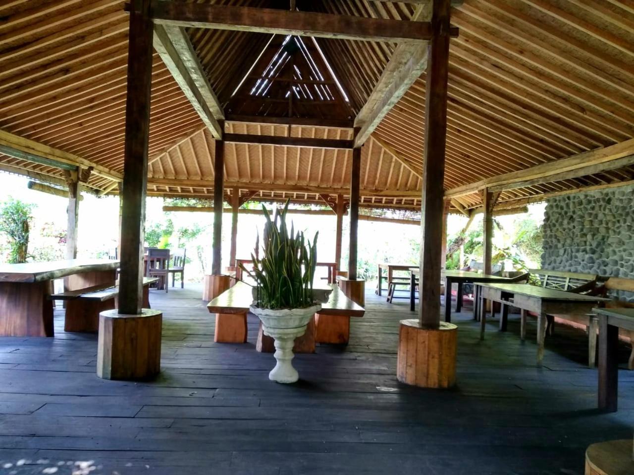 Отель Warung Rekreasi Bedugul Экстерьер фото